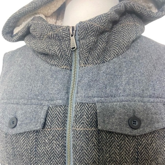 Prana Ava Womens Vest Gray Herringbone Wool Sherpa Hood Full Front Zipper MEDIUM - Picture 4 of 14